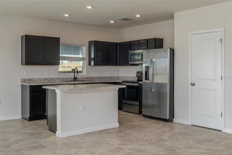 Villa ou maison à vendre à Haines City, Floride: 3 chambres, 121.89 m2 № 2203674 - photo 6