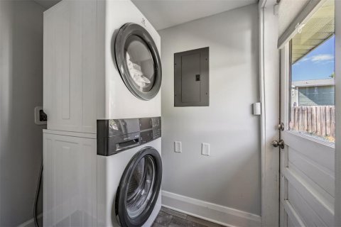 Villa ou maison à louer à Tampa, Floride: 3 chambres, 188.78 m2 № 2386633 - photo 26