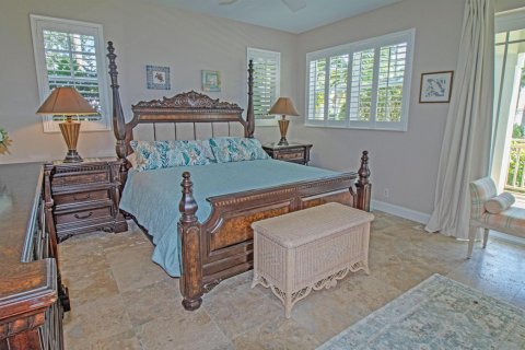 Casa en venta en Stuart, Florida, 3 dormitorios, 298.22 m2 № 2175836 - foto 9