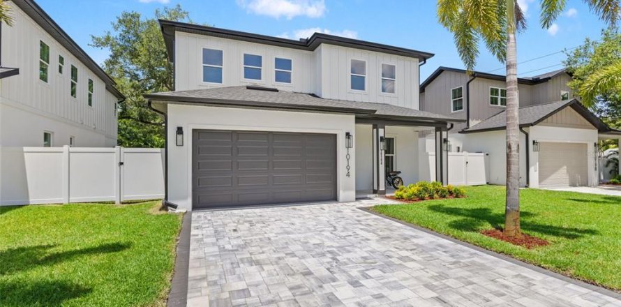 Casa en Seminole, Florida 4 dormitorios, 249.72 m2 № 2133476