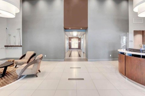 Condo in Miami, Florida, 1 bedroom  № 1891438 - photo 21
