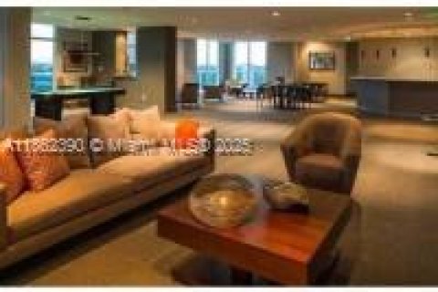 Condo in Miami, Florida, 1 bedroom  № 1891438 - photo 23