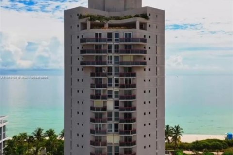 Copropriété à vendre à Miami Beach, Floride: 2 chambres, 114.27 m2 № 1924828 - photo 1