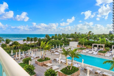 Condominio en alquiler en Miami Beach, Florida, 2 dormitorios, 114.27 m2 № 2062267 - foto 23