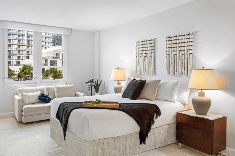 Condominio en alquiler en Miami Beach, Florida, 2 dormitorios, 114.27 m2 № 2062267 - foto 5