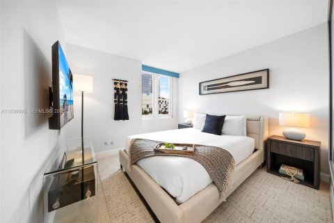 Condominio en alquiler en Miami Beach, Florida, 2 dormitorios, 114.27 m2 № 2062267 - foto 6