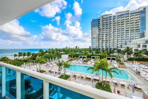 Condominio en alquiler en Miami Beach, Florida, 2 dormitorios, 114.27 m2 № 2062267 - foto 4