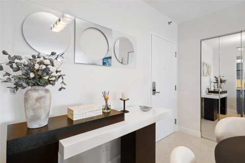 Condominio en alquiler en Miami Beach, Florida, 2 dormitorios, 114.27 m2 № 2062267 - foto 7