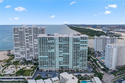 Condominio en venta en Fort Lauderdale, Florida, 2 dormitorios, 140.56 m2 № 1968541 - foto 9