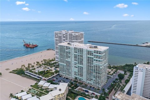 Condominio en venta en Fort Lauderdale, Florida, 2 dormitorios, 140.56 m2 № 1968541 - foto 10