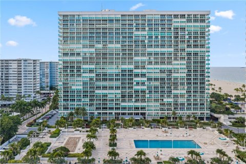 Condominio en venta en Fort Lauderdale, Florida, 2 dormitorios, 140.56 m2 № 1968541 - foto 2