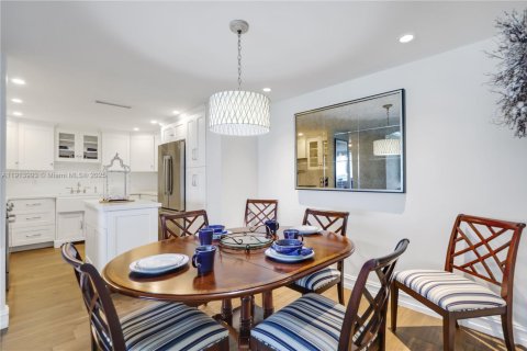 Condominio en venta en Fort Lauderdale, Florida, 2 dormitorios, 140.56 m2 № 1968541 - foto 28