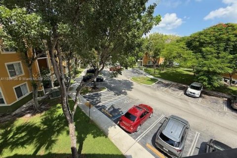 Снять в аренду кондоминиум в Мирамар, Флорида 1 спальня, 67.45м2, № 1888273 - фото 25