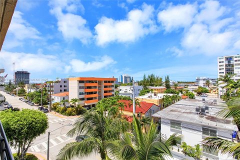 Купить кондоминиум в Майами-Бич, Флорида 2 спальни, 80.55м2, № 1985373 - фото 17