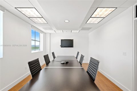 Immobilier commercial à vendre à North Miami Beach, Floride № 2255774 - photo 6