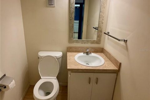 Copropriété à louer à Treasure Island, Floride: 1 chambre, 82.22 m2 № 2412531 - photo 8