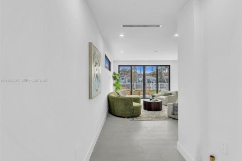 Купить таунхаус в Дания-Бич, Флорида 3 спальни, 193.42м2, № 1998155 - фото 8