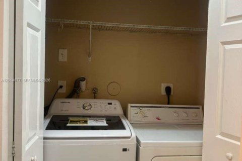 Condo in Homestead, Florida, 3 bedrooms № 2076159 - photo 8