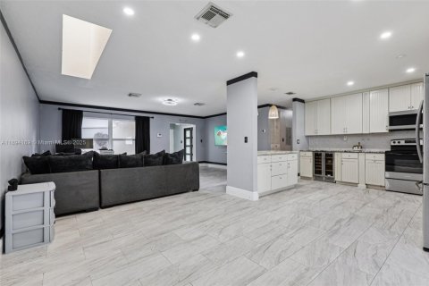 Villa ou maison à vendre à Sunrise, Floride: 3 chambres, 134.71 m2 № 1951246 - photo 4