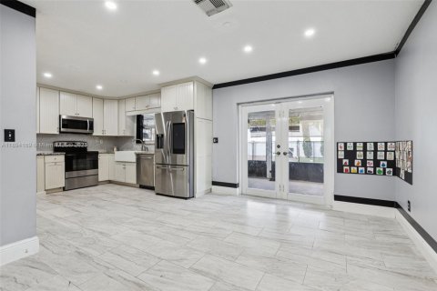 Villa ou maison à vendre à Sunrise, Floride: 3 chambres, 134.71 m2 № 1951246 - photo 13