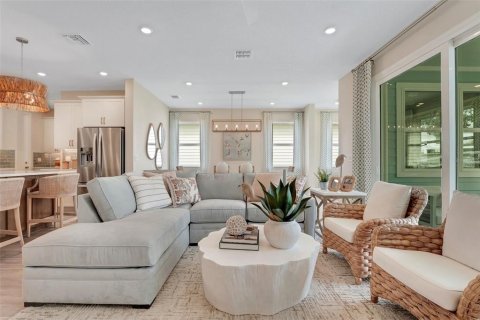 Casa en venta en Lady Lake, Florida, 2 dormitorios, 168.34 m2 № 1902070 - foto 19