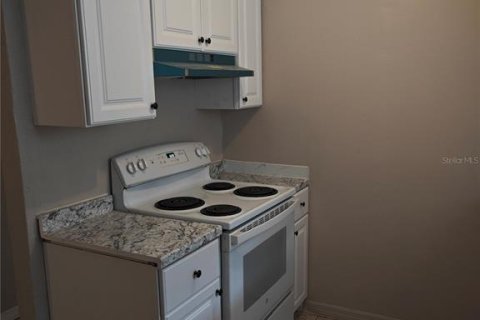 Propiedad comercial en venta en Largo, Florida, 6 dormitorios, 182.09 m2 № 2371704 - foto 12
