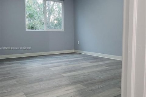 Copropriété à louer à Tampa, Floride: 1 chambre, 74.32 m2 № 2077310 - photo 8