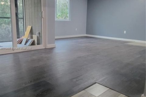 Copropriété à louer à Tampa, Floride: 1 chambre, 74.32 m2 № 2077310 - photo 7