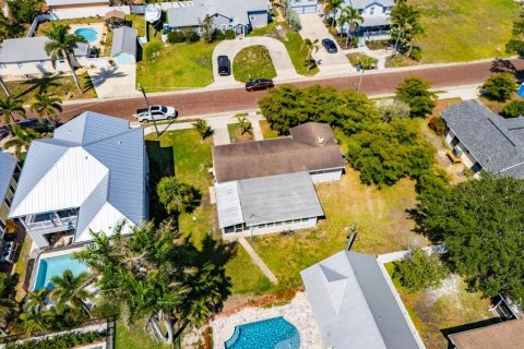 House in Punta Gorda, Florida 4 bedrooms, 141.86 sq.m. № 1826209 - photo 26