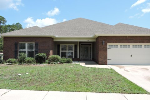 Villa ou maison à louer à Crestview, Floride: 4 chambres, 226.4 m2 № 590167 - photo 1