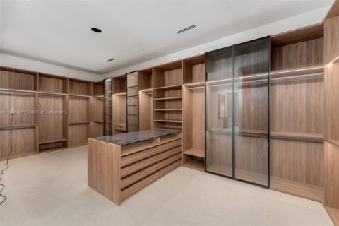 Casa en venta en Pinecrest, Florida, 7 dormitorios, 679.12 m2 № 1982579 - foto 14