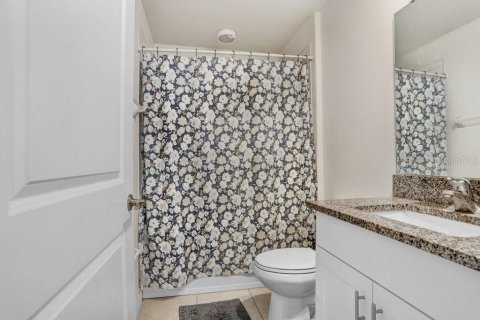 Casa en venta en Zephyrhills, Florida, 4 dormitorios, 192.59 m2 № 1721876 - foto 20