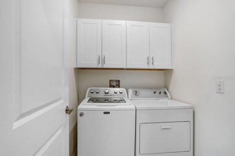 Casa en venta en Zephyrhills, Florida, 4 dormitorios, 192.59 m2 № 1721876 - foto 22