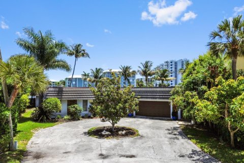 Villa ou maison à vendre à Delray Beach, Floride: 3 chambres, 271.46 m2 № 2175790 - photo 4