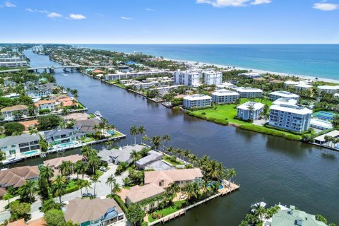 Villa ou maison à vendre à Delray Beach, Floride: 3 chambres, 271.46 m2 № 2175790 - photo 6