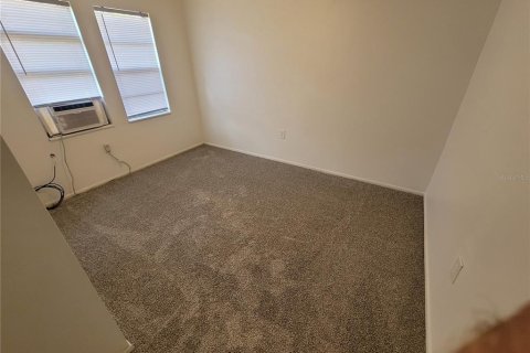 Casa en venta en Tampa, Florida, 3 dormitorios, 91.42 m2 № 1882939 - foto 26
