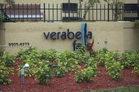 Condominio en venta en Miami, Florida, 1 dormitorio, 73.95 m2 № 1937348 - foto 1