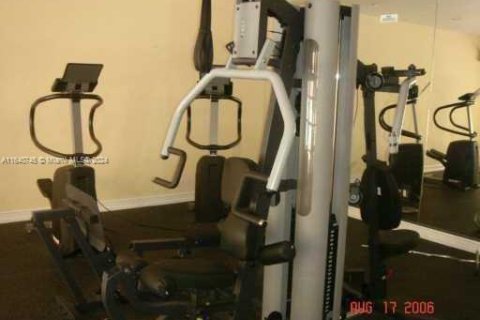 Condominio en venta en Miami, Florida, 1 dormitorio, 73.95 m2 № 1937348 - foto 5