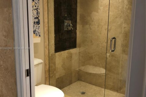 Снять в аренду кондоминиум в Авентура, Флорида 2 спальни, 109.72м2, № 1991683 - фото 10