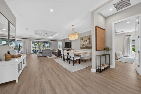 Villa ou maison à vendre à Bradenton, Floride: 3 chambres, 283.91 m2 № 2333998 - photo 14