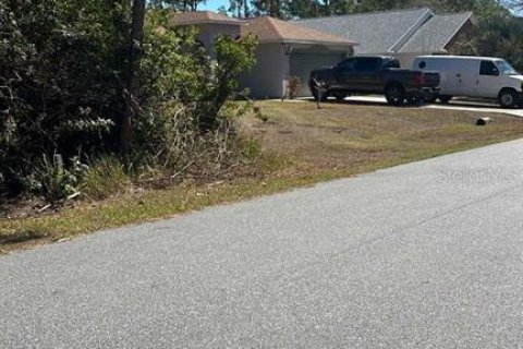 Land in Palm Bay, Florida № 2163484 - photo 2