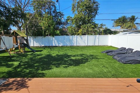 Casa en venta en Oakland Park, Florida, 3 dormitorios, 109.44 m2 № 2019850 - foto 23