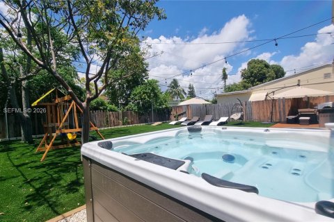 Villa ou maison à Oakland Park, Floride 3 chambres, 109.44 m2 № 2019850