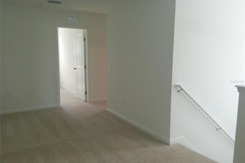 Villa ou maison à louer à Winter Haven, Floride: 4 chambres, 174.66 m2 № 2381099 - photo 12