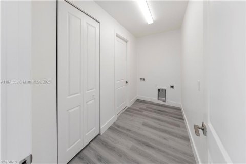 House in Lehigh Acres, Florida 3 bedrooms № 1979540 - photo 22