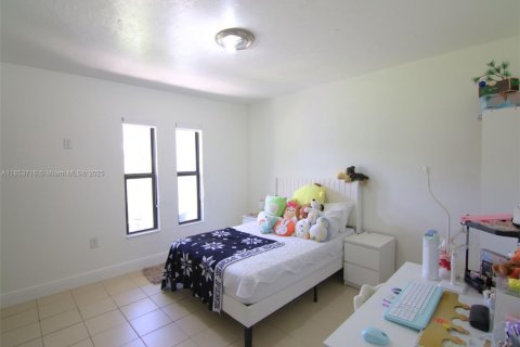 Купить виллу или дом в Хомстед, Флорида 3 спальни, 196.49м2, № 1871704 - фото 15