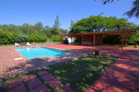 Купить виллу или дом в Хомстед, Флорида 3 спальни, 196.49м2, № 1871704 - фото 4