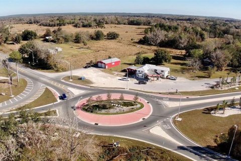 Commercial property in Brooksville, Florida 467.95 sq.m. № 1513135 - photo 5