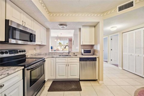 Condo in Palmetto, Florida, 3 bedrooms  № 1586304 - photo 5
