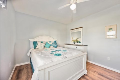 Condo in Palmetto, Florida, 3 bedrooms  № 1586304 - photo 21